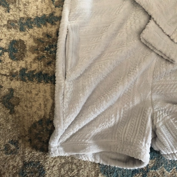 Fuzzy Sleep Romper - Picture 6 of 6